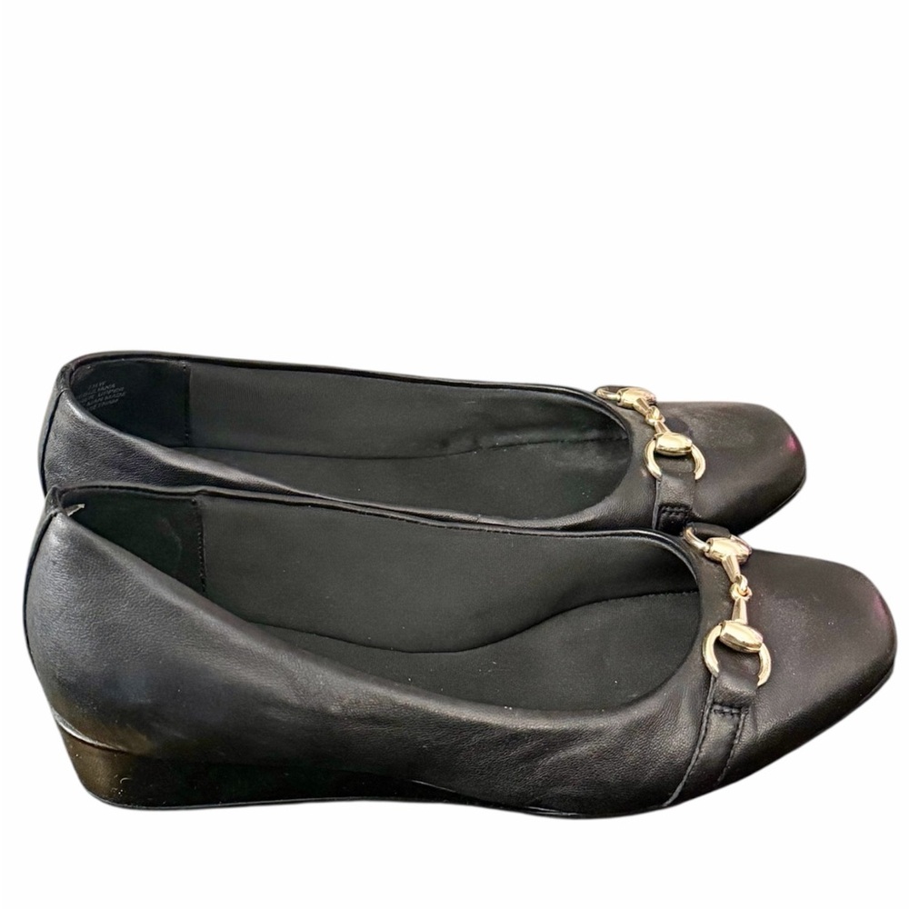 Easy Spirit Black Wide Guliana Wedge- Like new 7.5W. Leather!